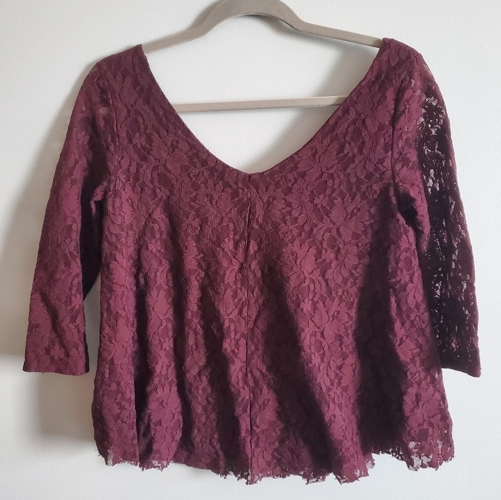 American Eagle | Small | Lace w/ Underlay
